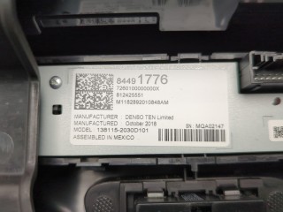 Панель управления магнитолой, ориг. номер 84491776, GMC Terrain 2017-2021
