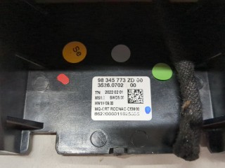 Дисплей мультимедиа, ориг. номер 98345773ZD, Peugeot Partner 2018-2023