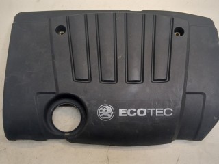 Накладка декоративная на ДВС Opel Zafira 2003-2006