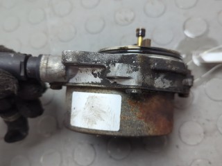 Насос вакуумный, ориг. номер 057145100AE, Volkswagen Touareg 2002-2007
