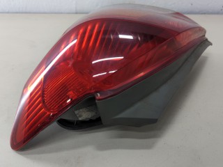 Фонарь (задний) правый, ориг. номер 815510D260, Toyota Yaris 2005-2009