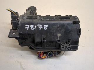 Блок предохранителей, ориг. номер 284B8EB300, Nissan Pathfinder 2004-2010