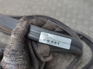 Уплотнитель левый задний, ориг. номер A2117500398, Mercedes E-Класс 2002-2006