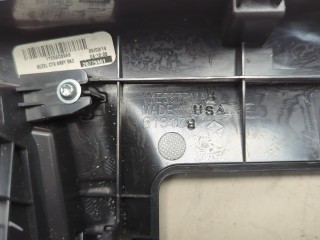 Рамка под магнитолу, ориг. номер 1YE58TRMAB, Chrysler 200 2014-2017