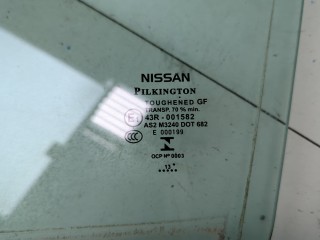 Стекло боковой двери левое переднее, ориг. номер 803014EA0A, Nissan Qashqai