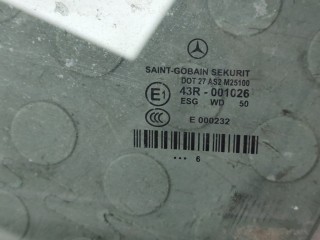 Стекло боковой двери левое переднее, ориг. номер A2197250110, Mercedes CLS 2004-2008