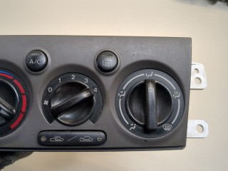 Переключатель отопителя (печки), ориг. номер CB0261190A, Mazda Premacy 1999-2001