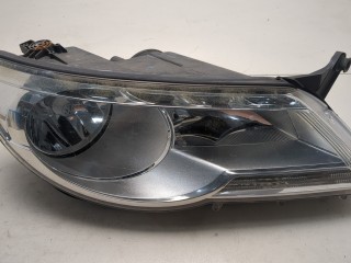 Фара (передняя) правая Volkswagen Tiguan 2006-2011