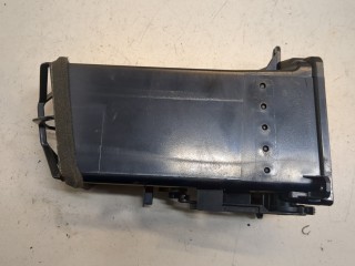 Дефлектор обдува салона, ориг. номер 68756WL000, Nissan Elgrand 2002-2012