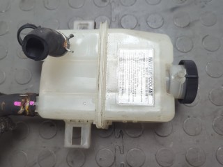 Бачок расширительный, ориг. номер 164A2-37012, Toyota Prius 2015-2019