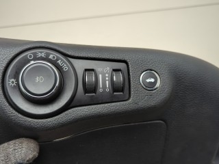 Пластик панели торпеды, ориг. номер 5PN38TRMAA, Chrysler 200 2014-2017