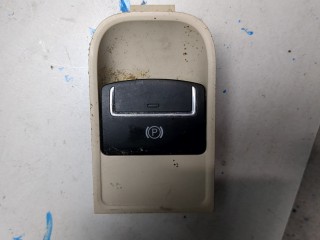 Кнопка стояночного тормоза (ручника), ориг. номер 7N0927225A, Volkswagen Tiguan 2011-2019