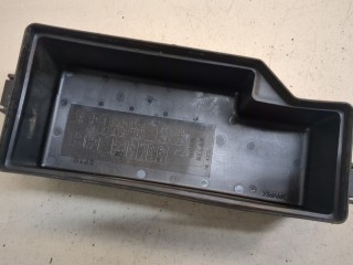 Крышка блока предохранителей, ориг. номер 7154849830, Nissan Pathfinder 2004-2010