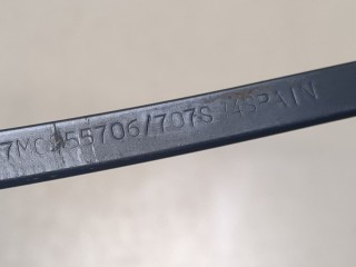 Щеткодержатель левый задний, ориг. номер 1010704, 95VWA17526CA, Ford Galaxy 1995-2000
