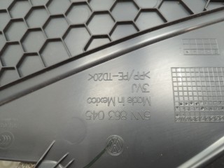 Пластик центральной консоли, ориг. номер 5NN863045, Volkswagen Tiguan 2011-2019