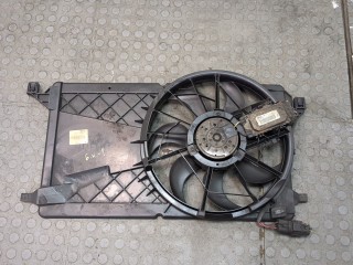 Вентилятор радиатора Ford Focus 2007-2011