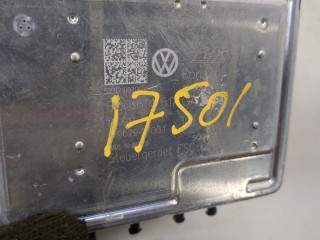 Блок АБС, насос (ABS, ESP, ASR), ориг. номер 5Q0614517GA, 10022021544, Volkswagen Tiguan 2016-2021