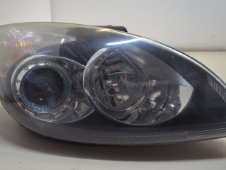 Фара (передняя) правая, ориг. номер 921022R010, Hyundai i30 2007-2010