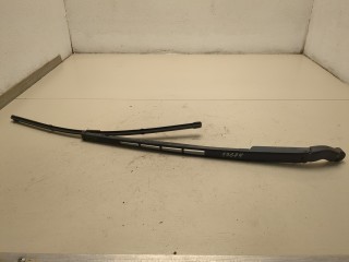 Щеткодержатель правый передний, ориг. номер 852110C020, Toyota Tundra 2009-2013