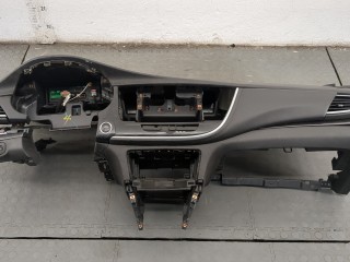 Панель передняя салона (торпедо) Buick Encore 2016-2022