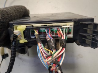 Блок предохранителей, ориг. номер 827300C262, Toyota Tundra 2009-2013