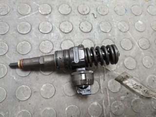 Форсунка топливная, ориг. номер 038130073AG, 038130079GX, Volkswagen Caddy 1995-2004