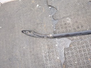 Рейлинг на крышу (одиночка) правое, ориг. номер 1J9860026B, Volkswagen Golf 4 1997-2006