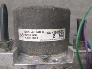 Блок АБС, насос (ABS, ESP, ASR), ориг. номер K1Y3437A0C, Mazda CX-5 2017-2021