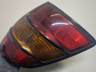 Фонарь (задний) правый, ориг. номер 88969947, Pontiac Vibe 2002-2004