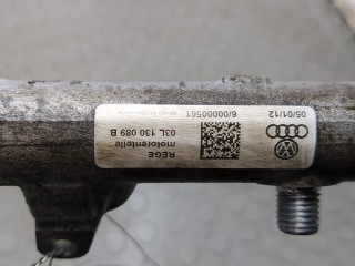 Рампа (рейка) топливная, ориг. номер 03L130089B, Skoda Fabia 2010-2014