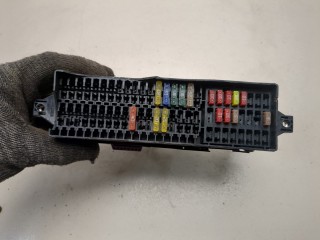 Блок предохранителей, ориг. номер 6R0937615A, Volkswagen Golf Plus 2009-2014