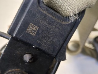 Ремень безопасности правый передний, ориг. номер 8L8Z78611B08AD, Ford Escape 2007-2012