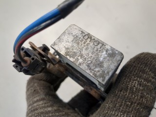 Реле бензонасоса, ориг. номер 2308031160, Toyota Sienna 3 2010-2014
