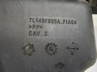 Патрубок корпуса воздушного фильтра, ориг. номер 9L7Z9B659A, Lincoln Navigator 2006-2014