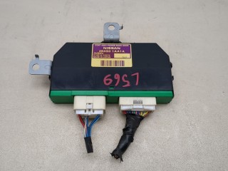 Блок управления дверьми, ориг. номер 284G01AA1A, Nissan Murano 2007-2010
