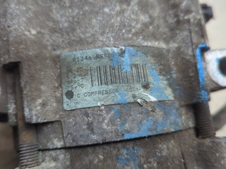 Компрессор кондиционера, ориг. номер C2S44910, Jaguar X-Type 2001-2008