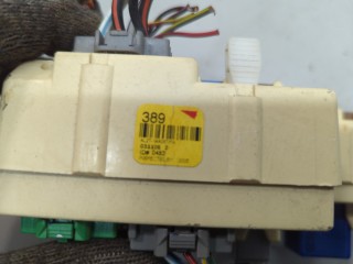 Блок предохранителей, ориг. номер 4L2Z14A068FA, Ford Explorer 2001-2006