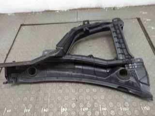 Жабо под дворники (дождевик) левое переднее, ориг. номер 668631CA0A, Infiniti FX 2008-2012