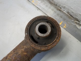 Рычаг подвески левый задний, ориг. номер 4872035060, Toyota FJ Cruiser 2006-2022