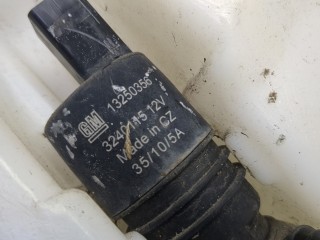Бачок омывателя, ориг. номер 13311008, 13315610, Buick Regal 2009-2013