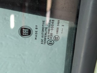 Стекло боковой двери левое заднее, ориг. номер 51883743, Fiat 500L 2012-2017