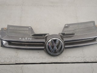 Решетка радиатора Volkswagen Golf 2003-2009
