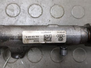 Рампа (рейка) топливная, ориг. номер 03L130089B, Skoda Fabia 2010-2014