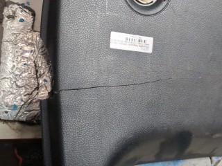 Обшивка крышки (двери) багажника, ориг. номер 5KT37DX9AB, 5LE62DX9AD, 1GG49DX9AC, Jeep Grand Cherokee 2010-2013