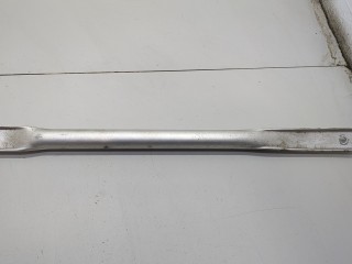 Распорка кузова, ориг. номер A2136280000, Mercedes E W213 2016-2021