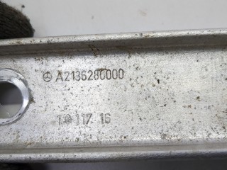 Распорка кузова, ориг. номер A2136280000, Mercedes E W213 2016-2021
