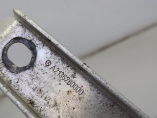 Распорка кузова, ориг. номер A2136280000, Mercedes E W213 2016-2021