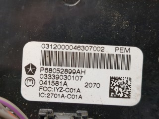 Блок управления дверьми, ориг. номер 68052899AH, Jeep Grand Cherokee 2010-2013