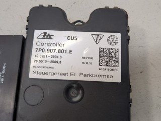 Блок управления стояночным тормозом, ориг. номер 7P0907801E, Volkswagen Touareg 2010-2014