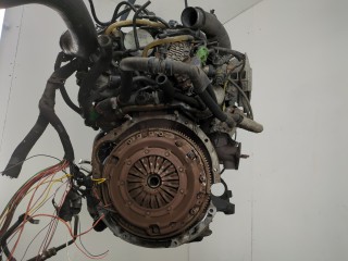 Двигатель (ДВС), ориг. номер 8201083444, Renault Trafic 2006-2014